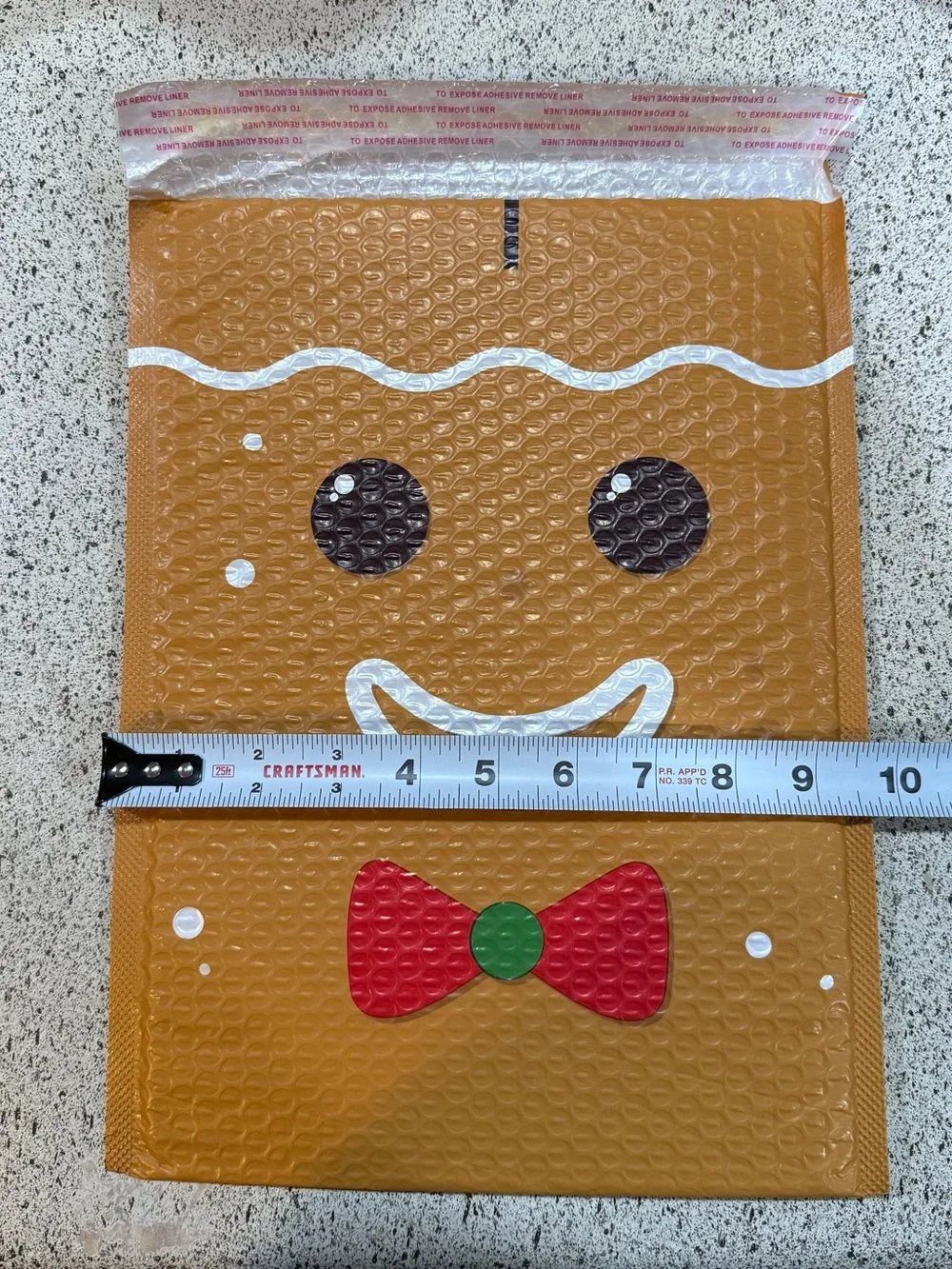 50 Pack of 10x13 Holiday Bubble Mailers - 25 Santa Face and 25 Gingerbread Man
